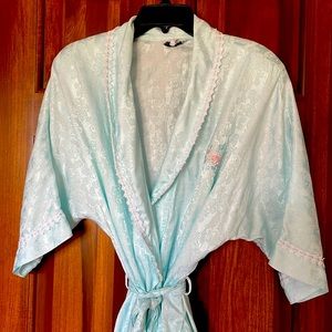 Vintage Dior robe. Light blue with pockets and tie belt. Very good condition!